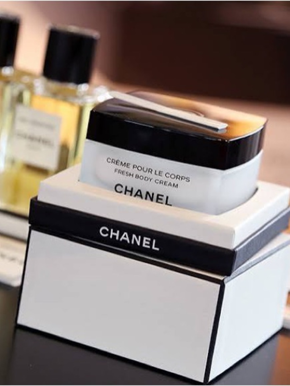 CHANEL Fresh Body Cream – White & Black Jar